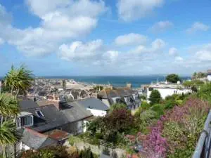 St Ives